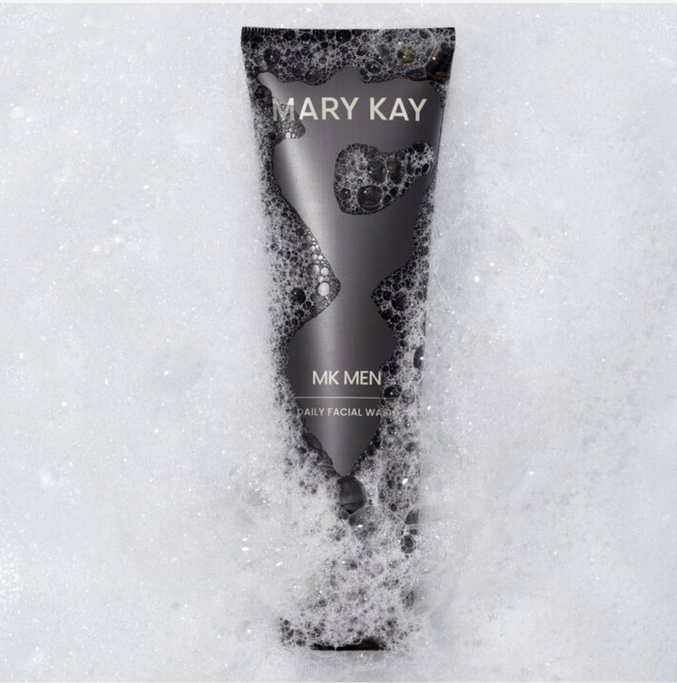 MKMen® Limpiador facial diario
4.5 onzas líquidas.